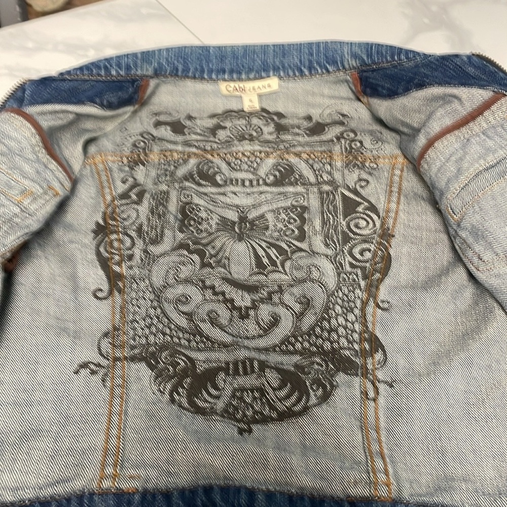 CAbi JEANS Classic Retro Key Zipper Pull Butterfly Jean Denim Jacket - Picture 10 of 10